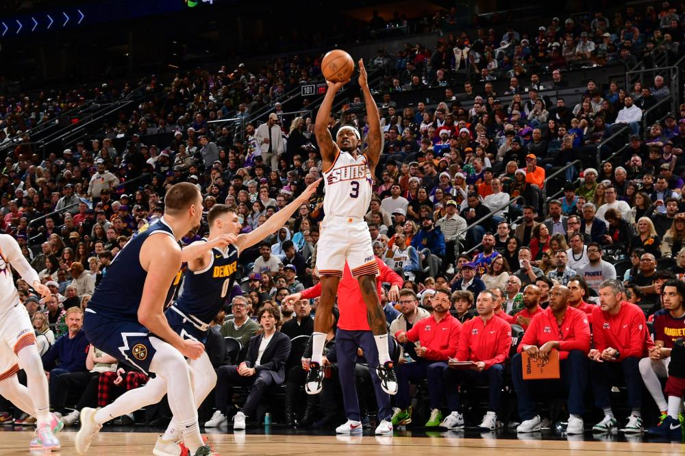 相比之下 相比之下