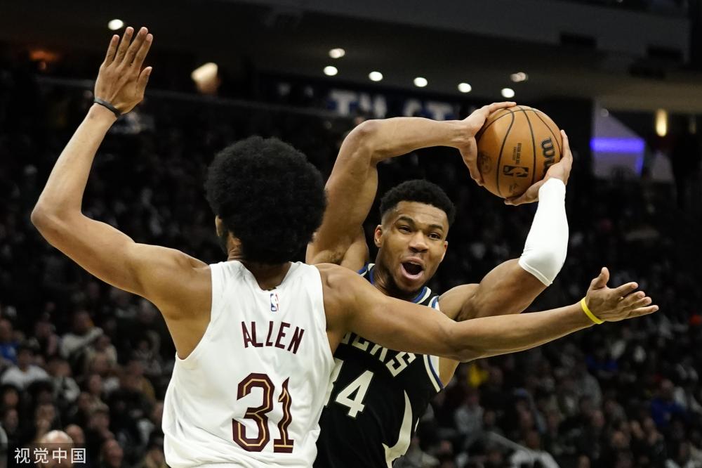 进攻端屡屡 进攻端屡屡